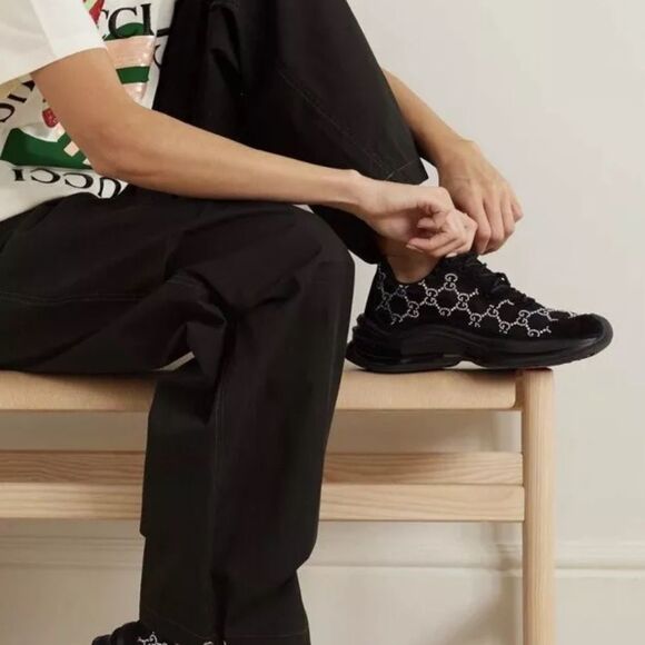 Brand new with box & dustbag GUCCI
GG Crystal Mesh Runner Sneakers Womens size 5 - Picture 2 of 16